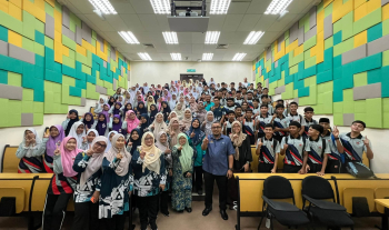 120 Pelajar SMK Alor Akar Terokai Dunia TVET & STEM di FTKEE UMPSA